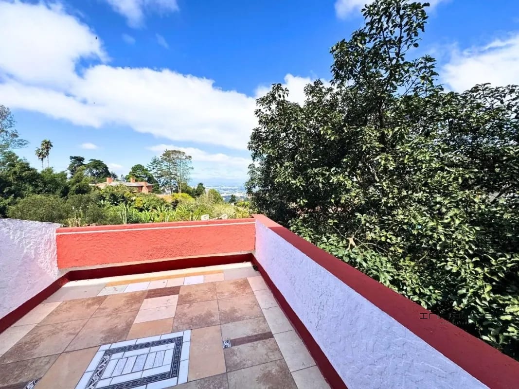 CASA EN VENTA EN CAES KM 10 MONTEBELLO — Casa en Venta en Montebello II, Carretera a El Salvador, Guatemala, Ciudad — foto 3 de 12