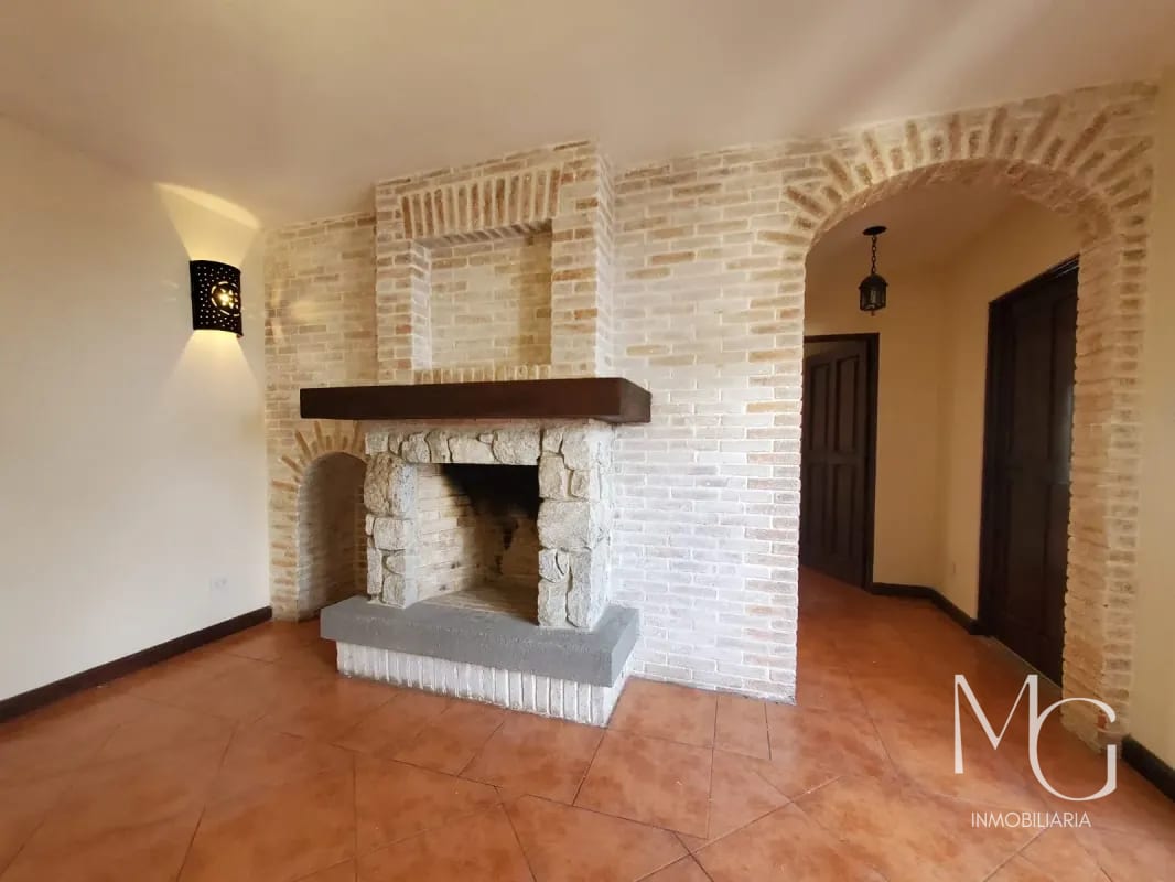 Vendo Casa en Hacienda Comendador a 15 Minutos de la Antigua — Casa en Venta en San Miguel Dueñas, Sacatepéquez — foto 9 de 11