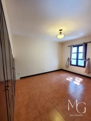Vendo Casa en Hacienda Comendador a 15 Minutos de la Antigua — Casa en Venta en San Miguel Dueñas, Sacatepéquez — miniatura 5 de 11