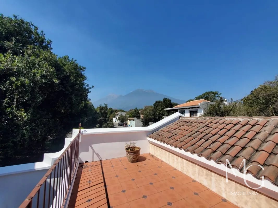 Vendo Casa en Hacienda Comendador a 15 Minutos de la Antigua — Casa en Venta en San Miguel Dueñas, Sacatepéquez — foto 2 de 11
