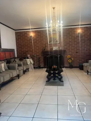 Vendo Amplia Casa a Pocos Metros de la Roosevelt Zona 2 de Mixco — Casa en Venta en Zona 2 Mixco, Guatemala, Ciudad — miniatura 3 de 5