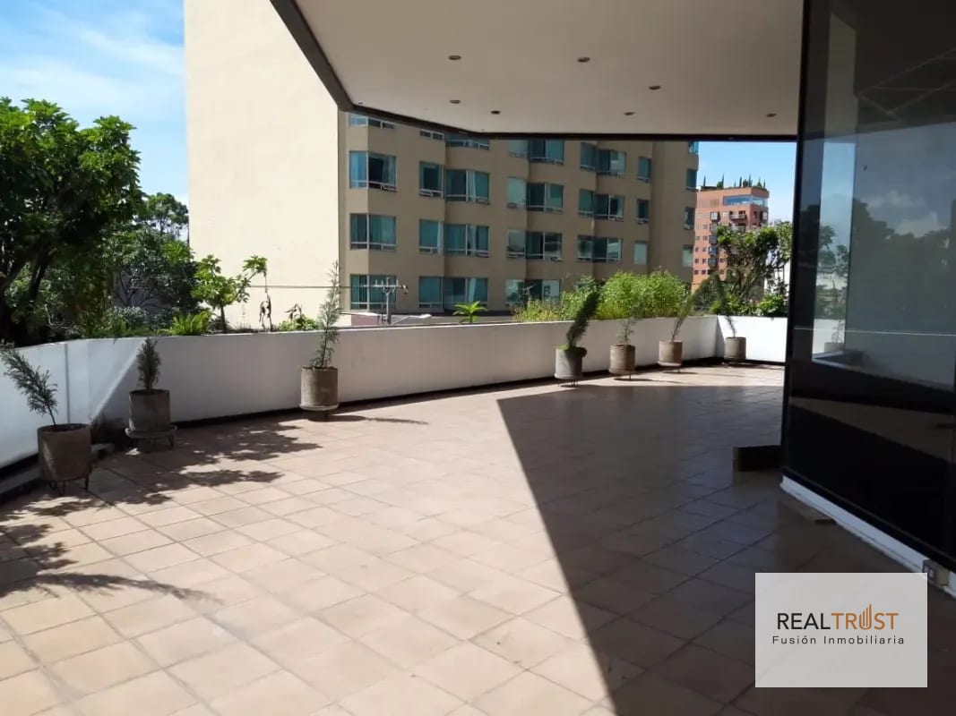 RENTA OFICINA MURANO CENTER ZONA 10 — Oficina en Alquiler en Zona 10, Guatemala, Ciudad — foto 1 de 6