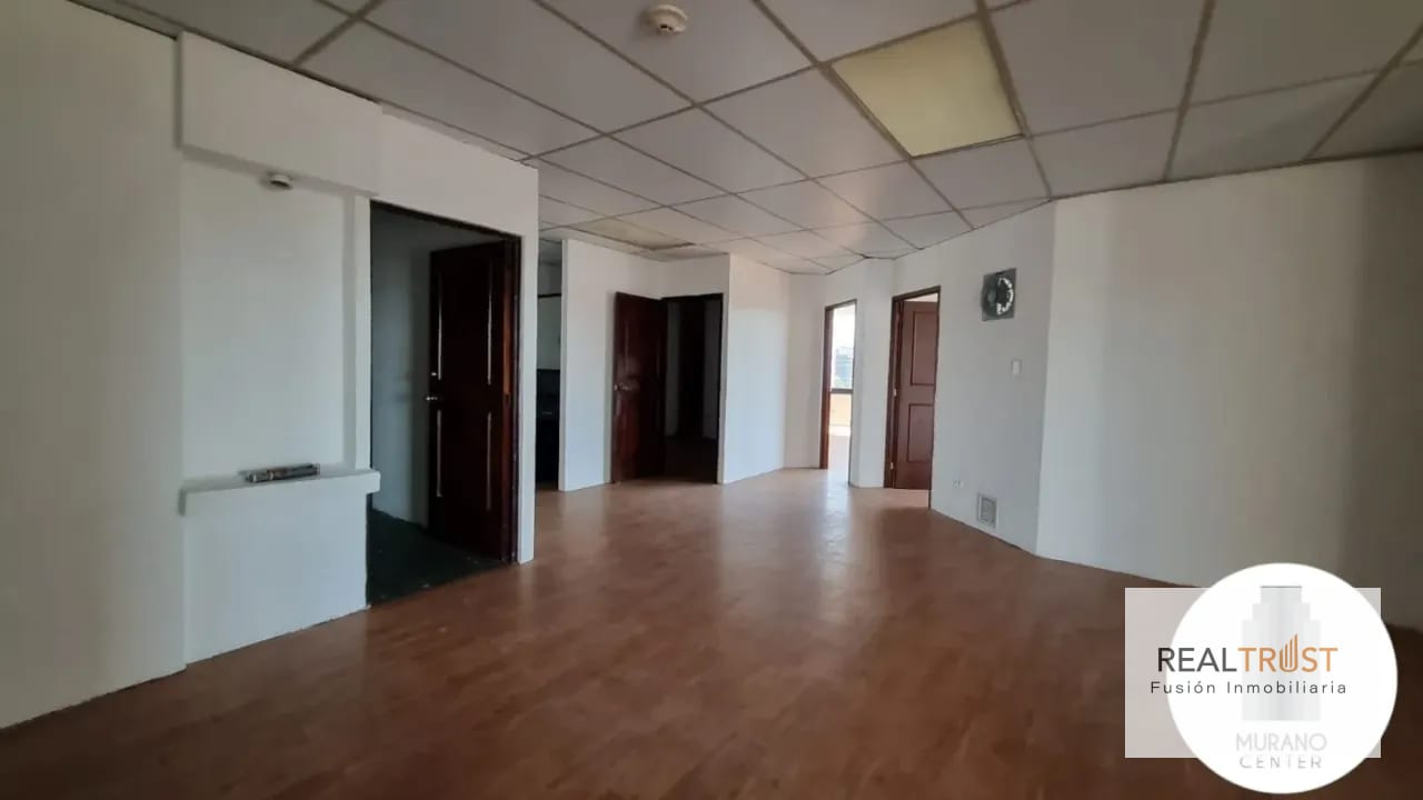 RENTA DE OFICINA EN MURANO CENTER ZONA 10 — Oficina en Alquiler en Zona 10, Guatemala, Ciudad — foto 5 de 6