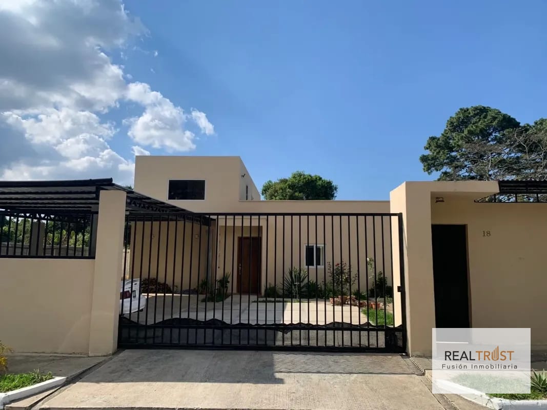 CASA EN VENTA EN CLUB DE GOLF ALTA VISTA — Casa en Venta en San José Pinula, Guatemala, Ciudad — foto 1 de 8