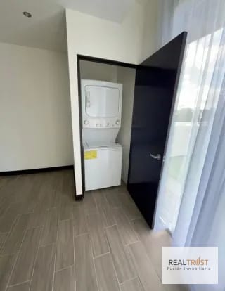 VENDO APARTAMENTO EDIFICIO DESTINY KM 14.5 CAES — Apartamento en Venta en Carretera a El Salvador, Guatemala, Ciudad — miniatura 2 de 14