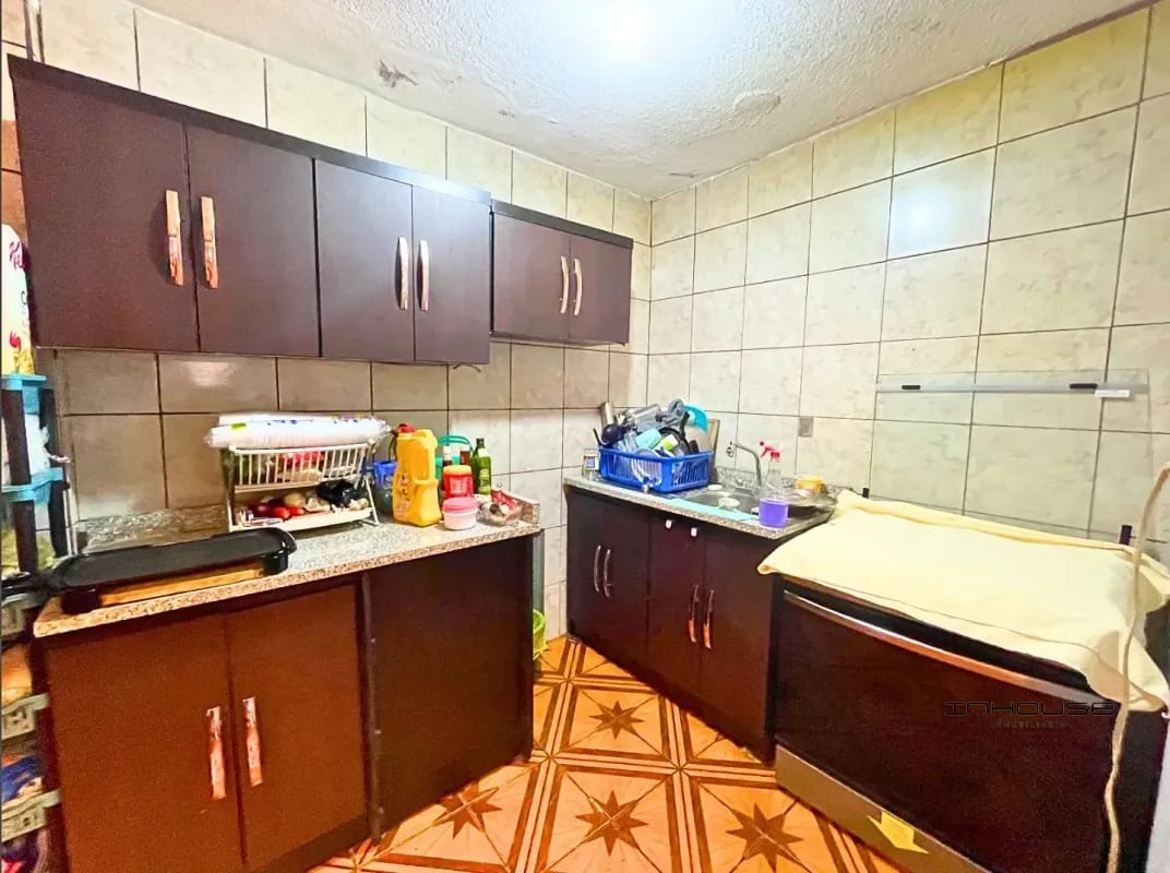 CASA EN VENTA EN VILLA NUEVA DE TRES NIVELES — Casa en Venta en Villa Nueva, Guatemala, Ciudad — foto 6 de 8
