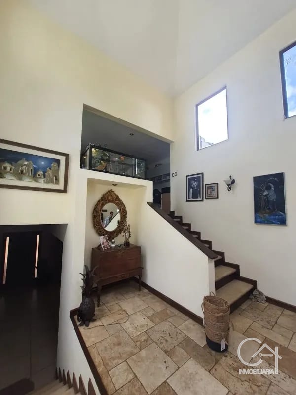 Casa en Venta grande y linda en Paisajes de San Antonio, CAES — Casa en Venta en San Antonio, Carretera a El Salvador, Guatemala, Ciudad — foto 14 de 15