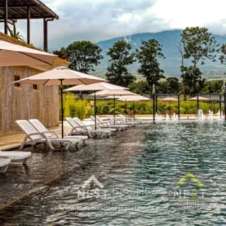 Los Franciscanos | Antigua - Casas modernas con acabados de lujo en PRE VENTA, enganche fraccionado — Casa en Venta en Alotenango, Sacatepéquez — miniatura 12 de 16