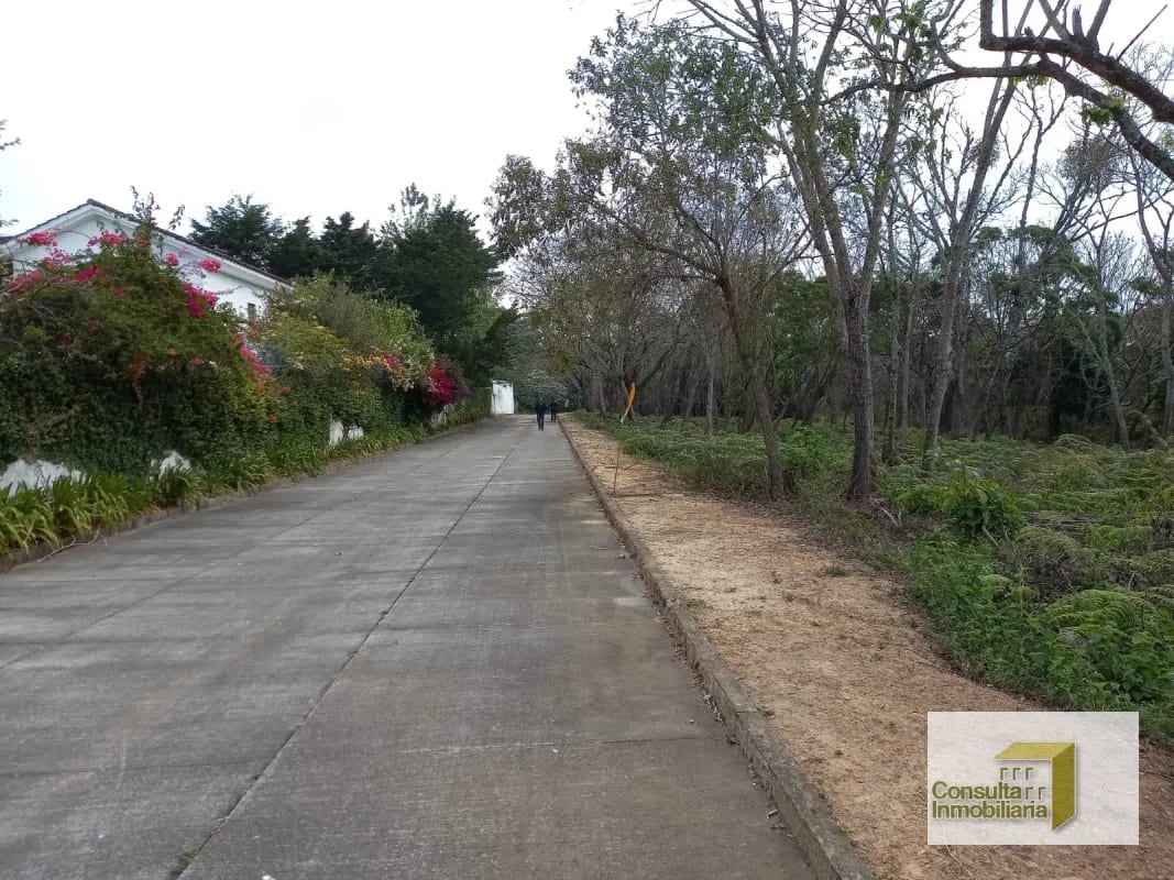 Casa y Campo/ terreno en venta/ 11577.79 vr2 — Terreno en Venta en Carretera a El Salvador, Guatemala, Ciudad — foto 6 de 8