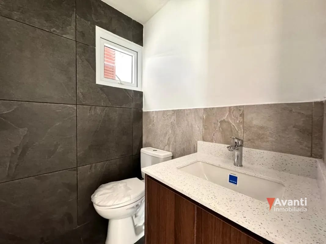 VENTA CASAS SAN CRISTÓBAL, EN CONDOMINIO — Casa en Venta en Zona 8 Mixco, Guatemala, Ciudad — foto 7 de 17