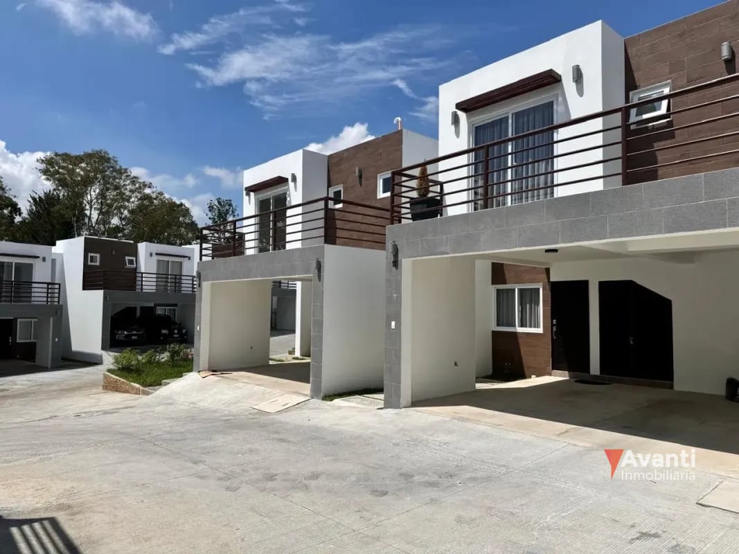VENTA CASAS SAN CRISTÓBAL, EN CONDOMINIO — Casa en Venta en Zona 8 Mixco, Guatemala, Ciudad — foto 2 de 17