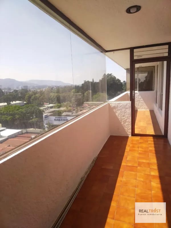 APARTAMENTO SANTA CLARA LAS CAÑAS ZONA 10 — Apartamento en Venta en Zona 10, Guatemala, Ciudad — foto 10 de 11