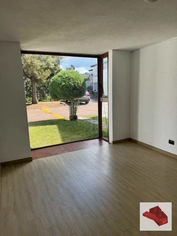 RENTA DE CASA EN COND. Z.14 (Sector la Villa) — Casa en Alquiler en Zona 14, Guatemala, Ciudad — foto 14 de 15
