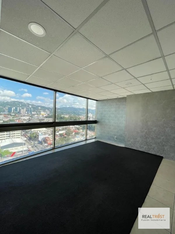 OFICINA EN VENTA TORINO ZONA 10 — Oficina en Venta en Zona 10, Guatemala, Ciudad — foto 5 de 10