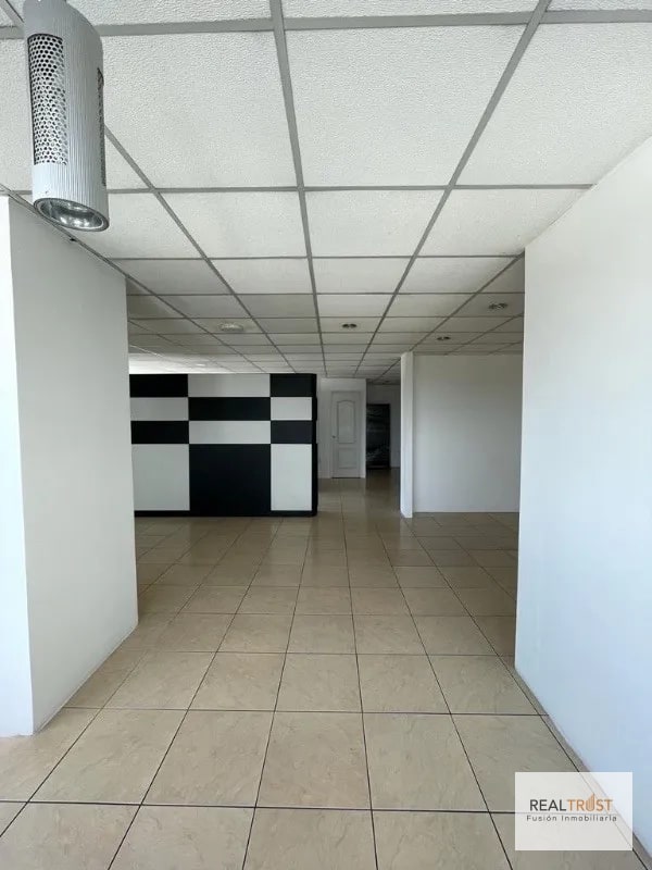 OFICINA EN VENTA TORINO ZONA 10 — Oficina en Venta en Zona 10, Guatemala, Ciudad — foto 2 de 10