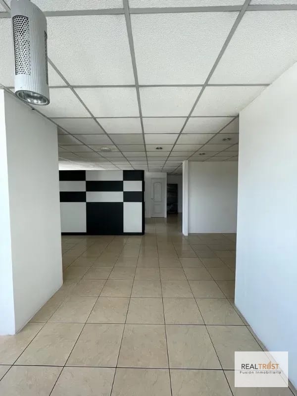 OFICINA EN VENTA TORINO ZONA 10 — Oficina en Venta en Zona 10, Guatemala, Ciudad — foto 2 de 10