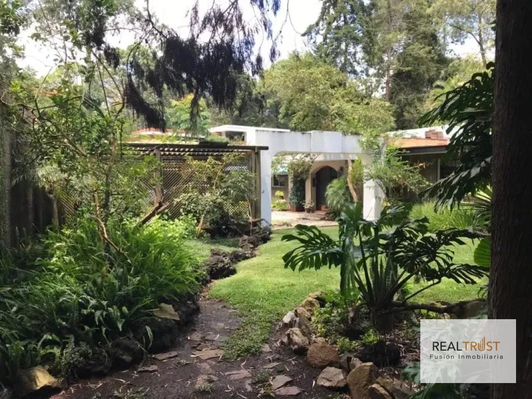 PROPIEDAD EN VENTA PARA DESARROLLO ZONA 16 — Casa en Venta en Zona 16, Guatemala, Ciudad — foto 2 de 6