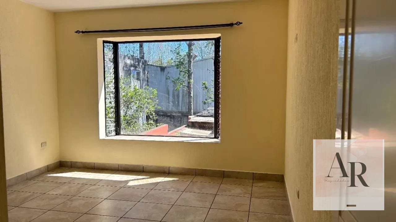 Casa en VENTA km. 22.3 carretera a El Salvador (copia) — Casa en Venta en Granja Buenos Aires, Carretera a El Salvador, Guatemala, Ciudad — foto 1 de 5