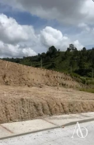 Terrenos en Venta Residencial Hacienda Lo De Reyes, San Pedro Ayampuc / EN DIRECTO — Terreno en Venta en San Pedro Ayampuc, Guatemala, Ciudad — miniatura 1 de 2