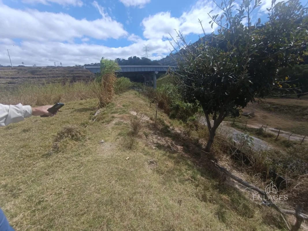 Terreno en venta •La Vas Km 5.5 Junto garita peaje — Terreno en Venta en Zona 12, Guatemala, Ciudad — foto 7 de 17