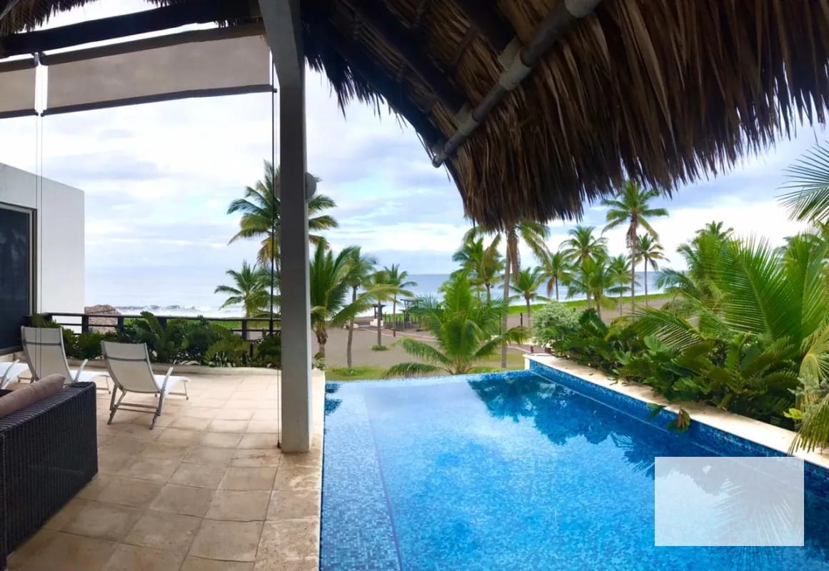 Villa residencial enfrente al mar 4 dormitorios en venta en exclusivo condominio en Monterrico — Casa en Venta en Monterrico, Santa Rosa — foto 10 de 14