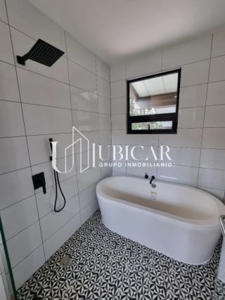 Vendo Linda y Moderna Casa en San Antonio Carretera a El Salvador — Casa en Venta en San Antonio, Carretera a El Salvador, Guatemala, Ciudad — miniatura 5 de 15