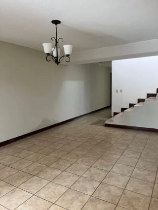 Casa 3 dormitorios en venta La Fontana II CAES — Casa en Venta en La Fontana II, Carretera a El Salvador, Guatemala, Ciudad — miniatura 10 de 12