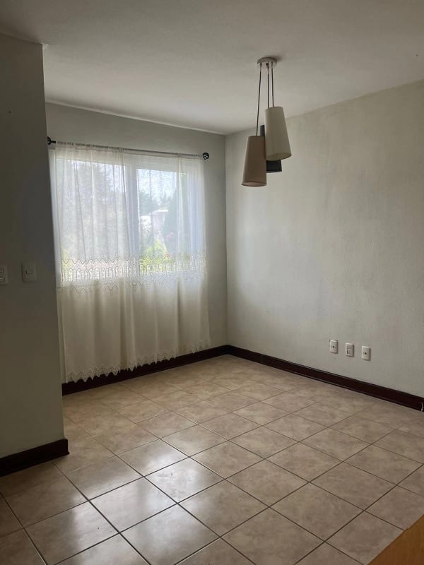 Casa 3 dormitorios en venta La Fontana II CAES — Casa en Venta en La Fontana II, Carretera a El Salvador, Guatemala, Ciudad — foto 5 de 12