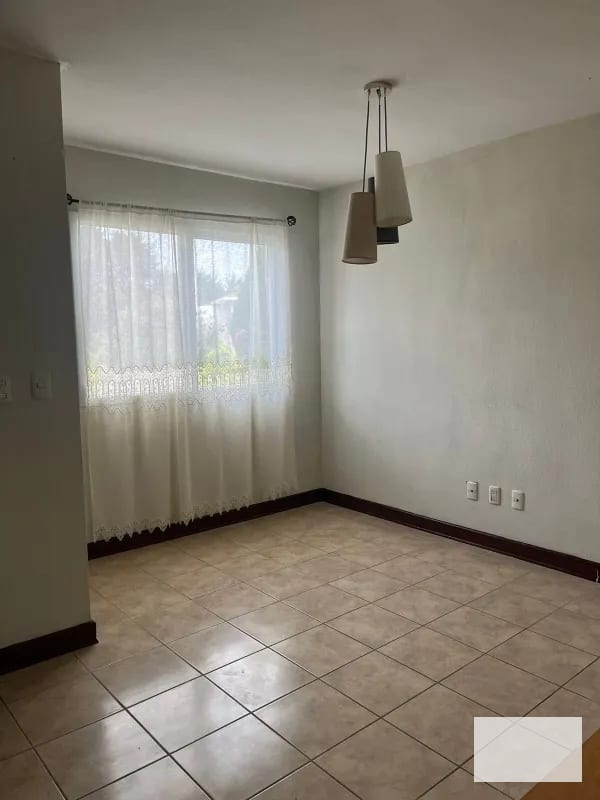Casa 3 dormitorios en venta La Fontana II CAES — Casa en Venta en La Fontana II, Carretera a El Salvador, Guatemala, Ciudad — foto 5 de 12
