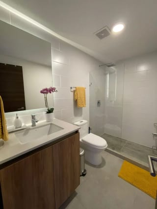Apto tipo estudio, amoblado en renta en ELEMENTO zona 13 — Apartamento en Alquiler en Elemento Plaza Berlín, Zona 13, Guatemala, Ciudad — miniatura 2 de 11