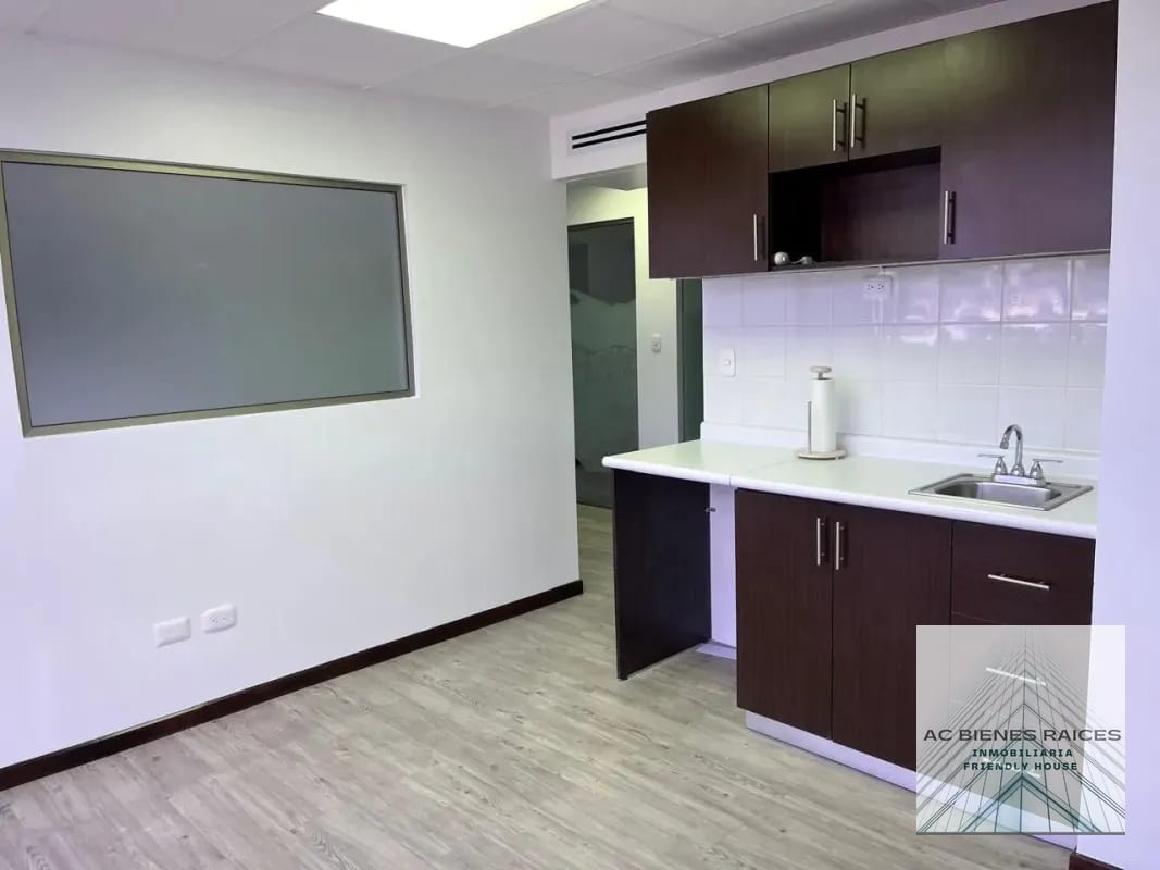 Oficina en venta Torino 1 — Oficina en Venta en Torino, Zona 10, Guatemala, Ciudad — foto 4 de 8