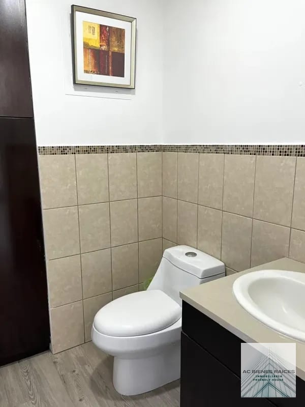 Oficina en venta Torino 1 — Oficina en Venta en Torino, Zona 10, Guatemala, Ciudad — foto 3 de 8