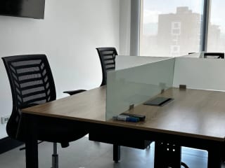 BONADIEZ, Z10. Apartamento amueblado y equipado en alquiler — Apartamento en Alquiler en Bonadiez, Zona 10, Guatemala, Ciudad — miniatura 2 de 13