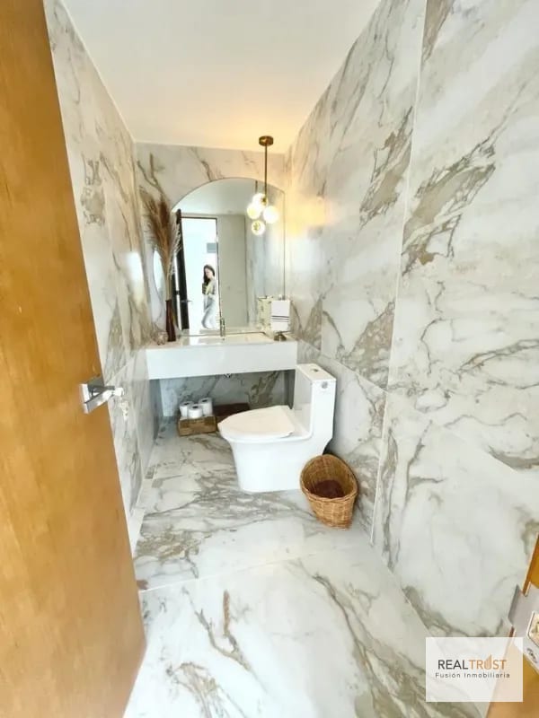 LOFT EN RENTA EDIFICIO AOKI ZONA 14 — Apartamento en Alquiler en AOKI, Zona 14, Guatemala, Ciudad — foto 8 de 17