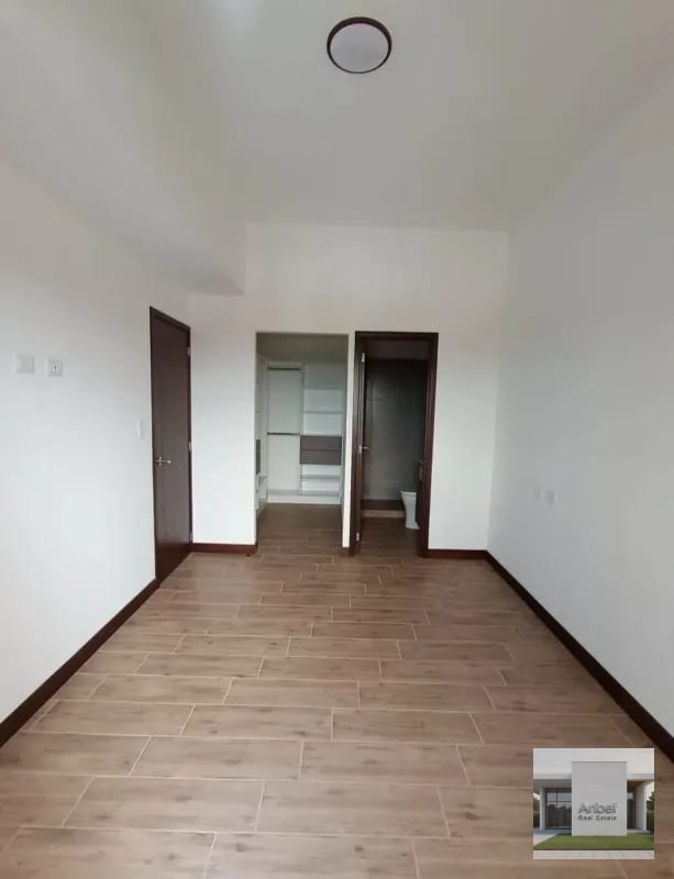 CASALINI DIAGONAL Apartamento 2 Dormitorios cada uno con baño, balcón y walk in closet Zona 10 — Apartamento en Alquiler en Casalini Diagonal 6, Zona 10, Guatemala, Ciudad — foto 9 de 11