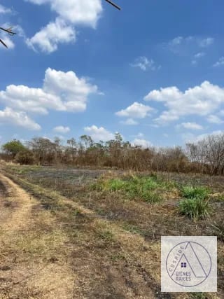 Autopista Puerto Quetzal km 80  11 manzanas en venta. — Terreno en Venta en Masagua, Escuintla — miniatura 1 de 7