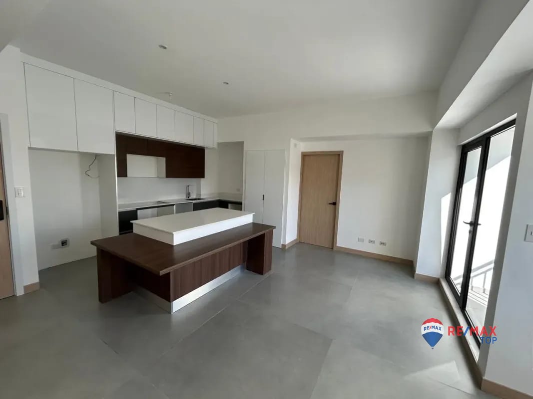 ZONA 10. APARTAMENTO 2 EN 1 CON ACCESO  INDEPENDIENTE IDEAL PARA AIRBNB — Apartamento en Venta en Bonadiez, Zona 10, Guatemala, Ciudad — foto 8 de 8
