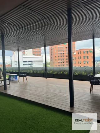 OFICINA EN RENTA EDIFICIO SÉPTIMO ZONA 4 — Oficina en Alquiler en Zona 4, Guatemala, Ciudad — miniatura 3 de 15