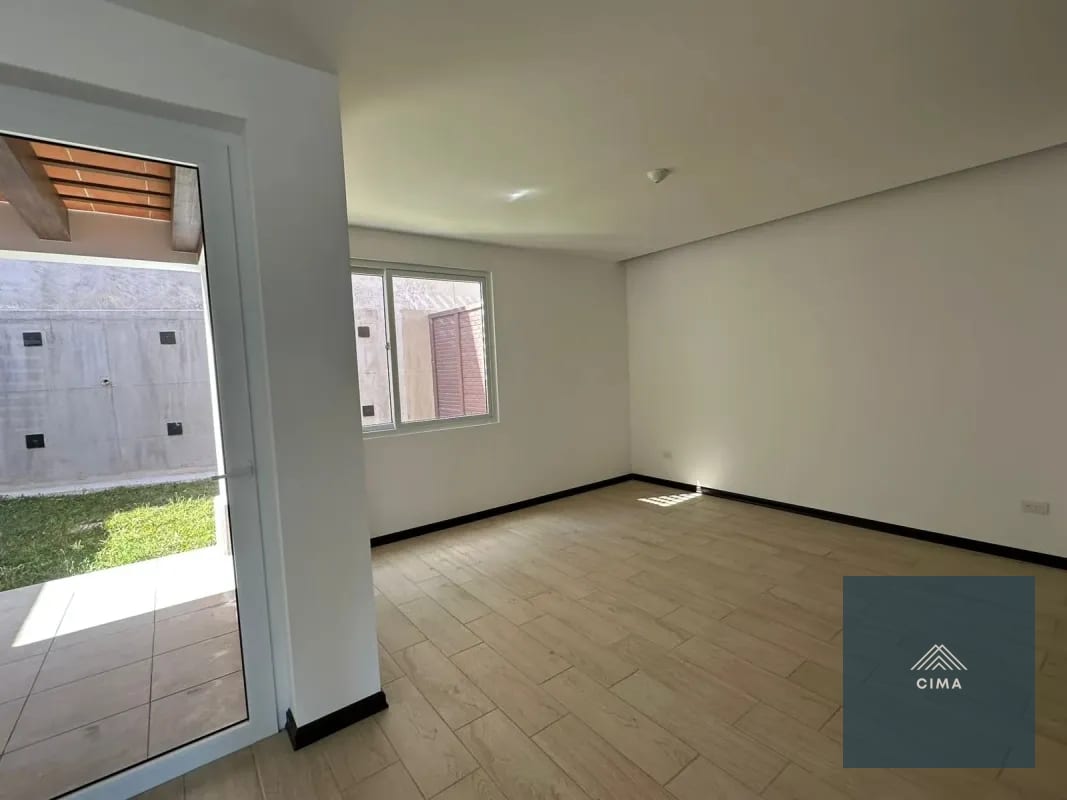 Casa en Venta Trivento San Vicente, CAES — Casa en Venta en Trivento, Carretera a El Salvador, Guatemala, Ciudad — foto 12 de 17