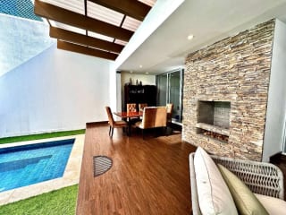 Casa moderna con piscina 4 habs / fuera de garita Z.14 — Casa en Venta en Zona 14, Guatemala, Ciudad — miniatura 6 de 16