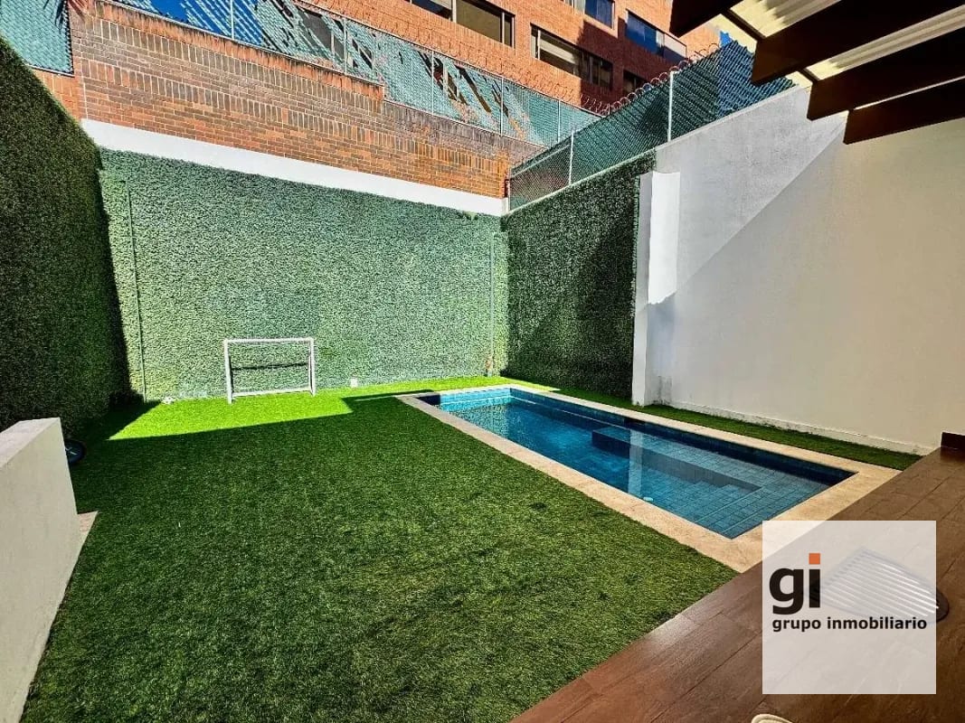 Casa moderna con piscina 4 habs / fuera de garita Z.14 — Casa en Venta en Zona 14, Guatemala, Ciudad — foto 3 de 16