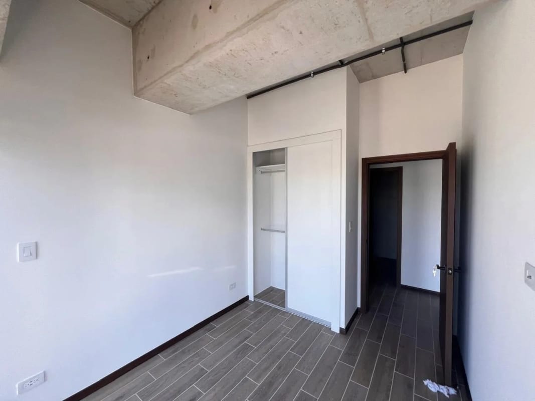 apartamento en EDIFICIO SEPTIMO ZONA 4 — Apartamento en Alquiler en Séptimo, Zona 4, Guatemala, Ciudad — foto 11 de 14