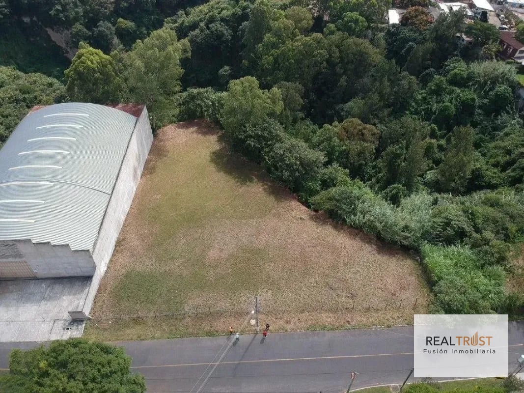 TERRENO EN VENTA SECTOR A10 SAN CRISTÓBAL ZONA 8 DE MIXCO — Terreno en Venta en Zona 8 Mixco, Guatemala, Ciudad — foto 1 de 4