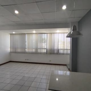 RENTA de Apartamento Estudio en la Zona 5, Col. Vivibien. Guatemala. — Apartamento en Alquiler en Colonia Vivibien, Zona 5, Guatemala, Ciudad — miniatura 1 de 10