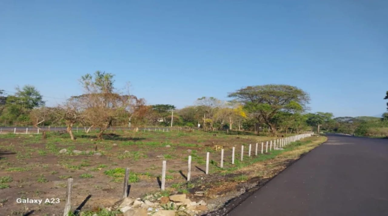 ALQUILO TERRENO COMERCIAL ORILLA DE CARRETERA KM67.8 CARRETERA A TAXISCO — Terreno en Alquiler en Escuintla, Escuintla — foto 4 de 5