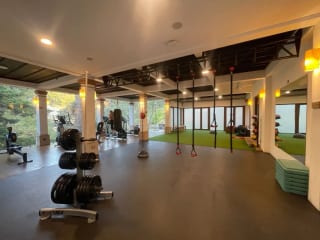 APARTAMENTO AMPLIO  RENTA MUXBAL CONDOMINIO ALBEREDA DE LA ESPAÑOLA 300 MTS2~3 DORMITORIOS, SALA FAMILIAR ~ DORMITORIO DE SERVICIO 2 PARQUEOS $2,500 (NO SE ACEPTAN MASCOTAS) — Apartamento en Alquiler en Muxbal, Guatemala, Ciudad — miniatura 4 de 12