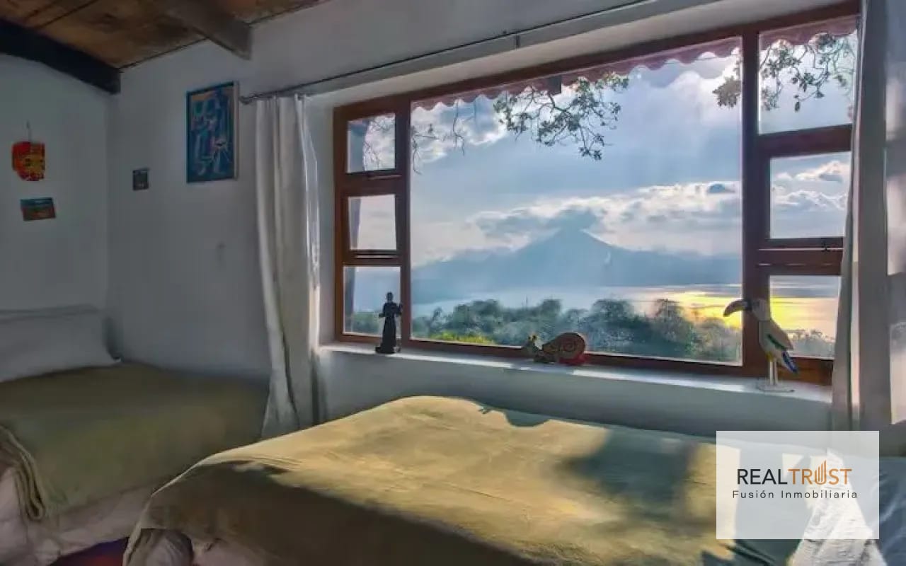 Casa en Venta con Vista al Lago de Atitlán a 20 Minutos de Panajachel — Casa vacacional en Venta en San Andres Semetabaj, Sololá — foto 8 de 15