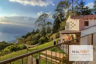 Casa en Venta con Vista al Lago de Atitlán a 20 Minutos de Panajachel — Casa vacacional en Venta en San Andres Semetabaj, Sololá — miniatura 5 de 15