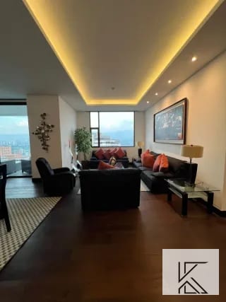 Lujoso y elegante apartamento en Edificio Echo zona 14 — Edificio en Alquiler en Echo, Zona 14, Guatemala, Ciudad — miniatura 2 de 16