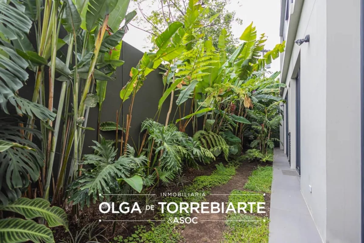 Apartamento en primer nivel, Maranta zona 10 — Apartamento en Alquiler en Maranta Oakland, Zona 10, Guatemala, Ciudad — foto 15 de 17